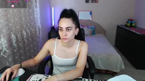 Tips are the best compliment to a woman online show from July 25, 8:01 am
