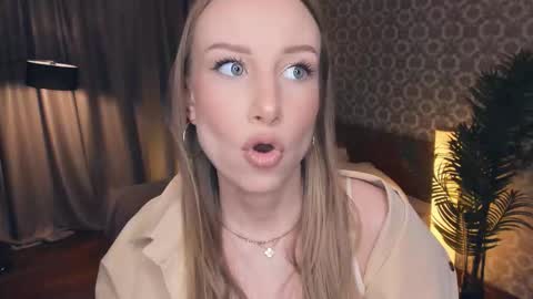 Amy online show from March 6, 2:27 pm