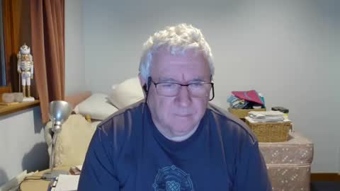 springtine online show from June 8, 11:05 pm