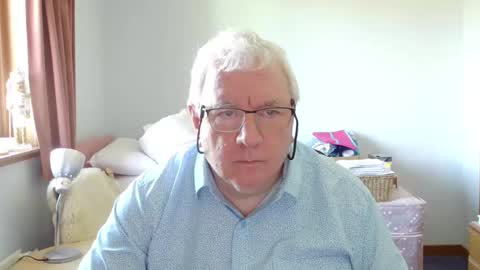 springtine online show from May 24, 3:07 pm