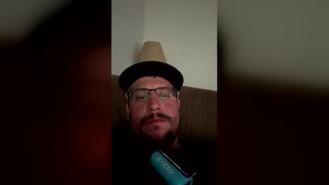 squirrlycock1 online show from May 18, 11:33 pm