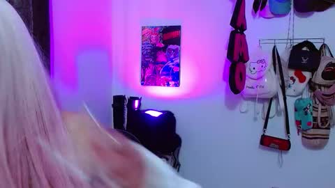  HELLO WELCOME MY NAME IS CHARLOTTE OY A NEW GIRL   online show from September 30, 7:13 pm