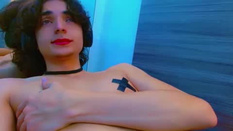 ethan online show from April 28, 1:26 pm