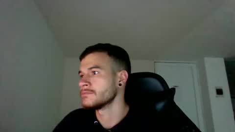 Vic online show from November 25, 4:33 am