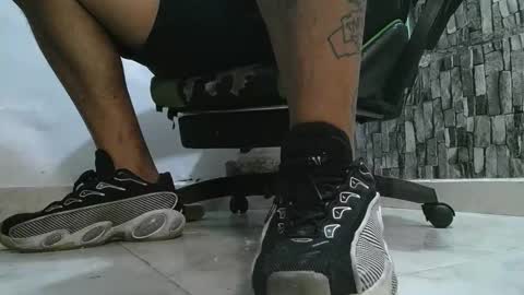 sr master cum its my old account online show from June 10, 1:49 am
