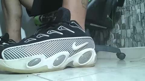 sr master cum its my old account online show from November 19, 12:54 am