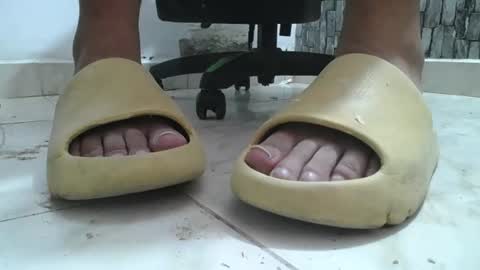 sr master cum its my old account online show from June 29, 5:12 pm