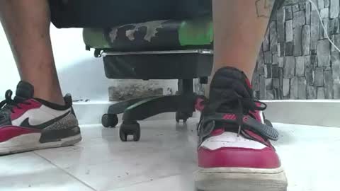 sr master cum its my old account online show from July 12, 8:23 pm