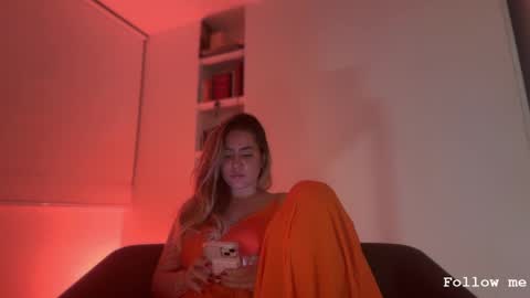 Sophie 3 online show from May 2, 1:22 am