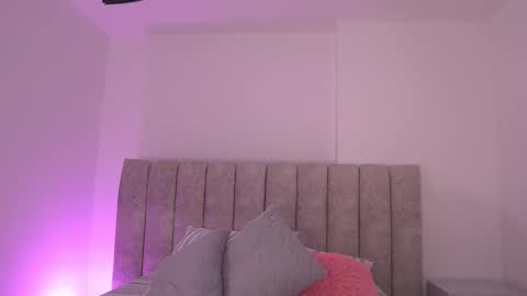 samantha online show from November 4, 7:26 pm