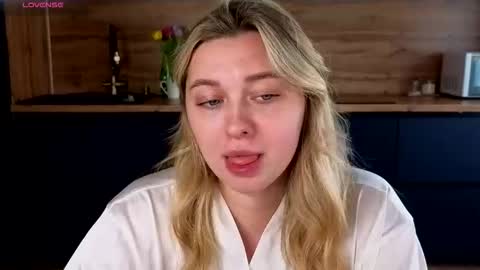 Kate online show from March 9, 11:15 am