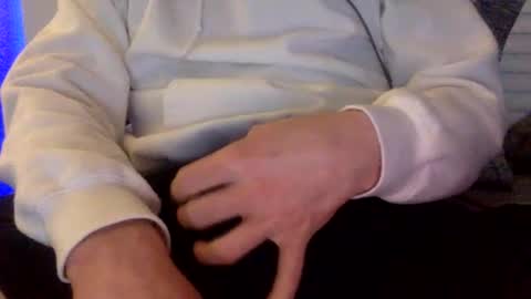 HIM online show from March 15, 10:46 pm