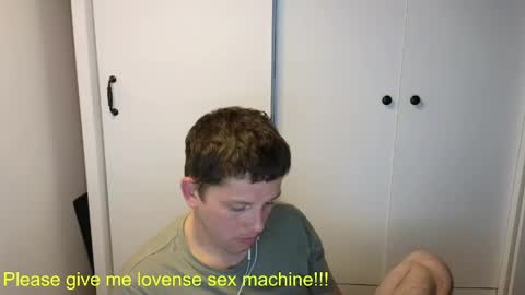 st1vemaster01 online show from May 8, 4:01 pm