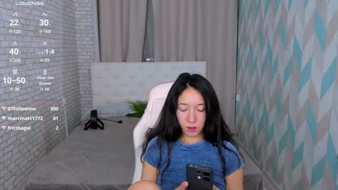 Stacy online show from January 18, 4:21 pm