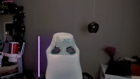 Stacy online show from January 5, 12:42 pm