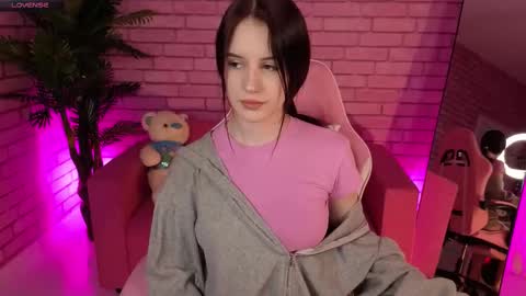 Stacy online show from November 8, 5:16 pm