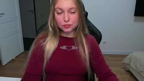 Stacy  online show from November 12, 4:42 pm