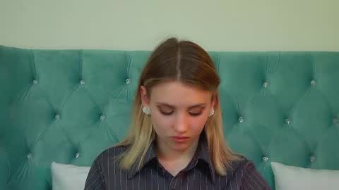 StacyEvances online show from May 2, 6:14 pm