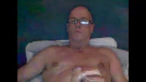 stanley1923308 online show from November 25, 11:36 pm