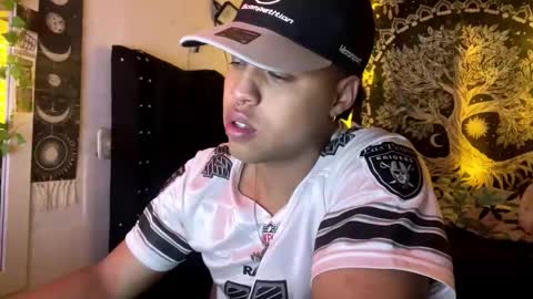 Kayx online show from March 17, 3:44 am