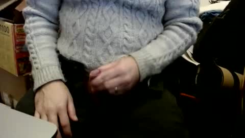 Snapshot of stargazer1069 chatting on December 2, 12:02 pm stargazer1069 online show from December 2, 12:02 pm