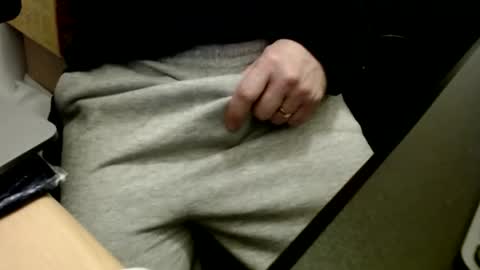 Snapshot of stargazer1069 chatting on February 7, 8:22 am stargazer1069 online show from February 7, 8:22 am