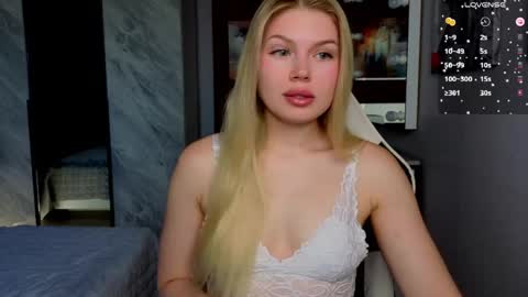 Caroline online show from May 1, 3:00 am