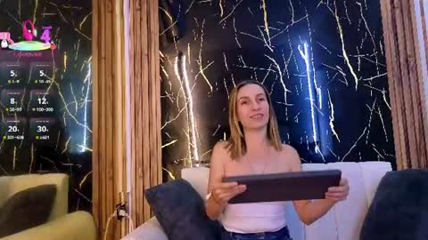 starlight_mature11_aws online show from July 13, 11:30 pm