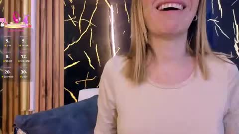 starlight_mature11_aws online show from July 21, 8:55 pm
