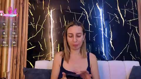 starlight_mature11_aws online show from July 22, 9:17 pm