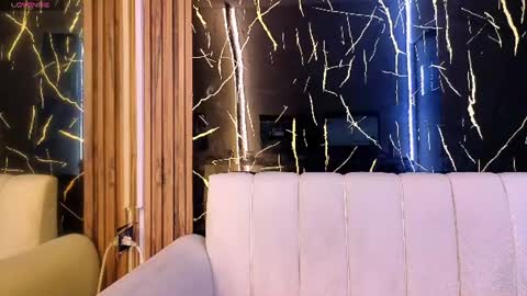 starlight_mature11_aws online show from June 28, 5:03 am