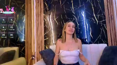 starlight_mature23_aws online show from July 13, 11:30 pm