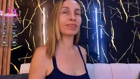 starlight_mature23_aws online show from July 22, 9:39 pm