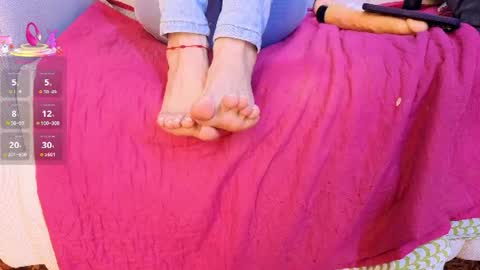 starlight_mature23_aws online show from July 17, 10:44 pm
