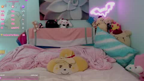 Snapshot of starsaturn chatting on October 5, 6:22 am Saturn online show from October 5, 6:22 am