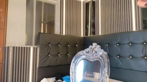 startevans online show from March 14, 4:38 am