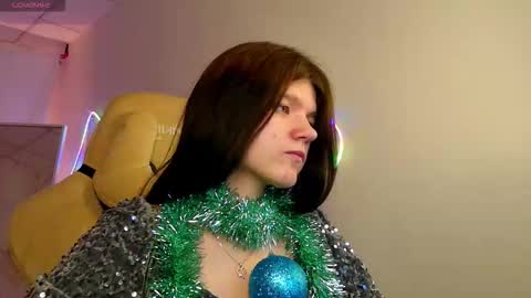 Stasia online show from December 22, 12:01 pm