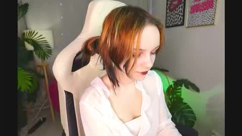 MONICA online show from October 22, 1:57 pm