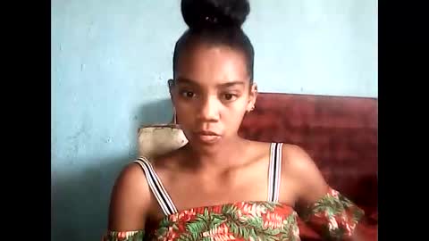 Snapshot of stecimalicia chatting on October 21, 8:08 am Malicia online show from October 21, 8:08 am