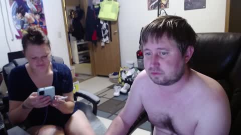 Snapshot of steelsings chatting on September 17, 3:21 am SteelSings online show from September 17, 3:21 am