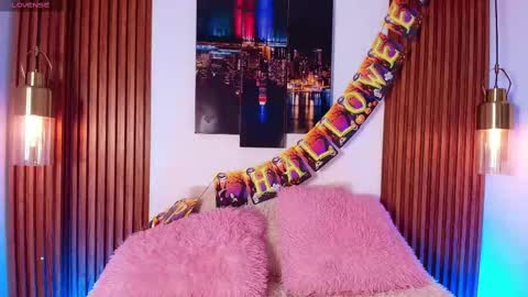 Steev online show from October 22, 8:43 pm