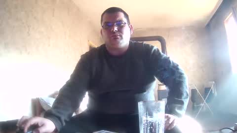 Snapshot of stefan90pt chatting on January 27, 11:54 am Stefan online show from January 27, 11:54 am