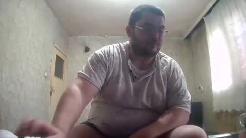 Snapshot of stefan90pt chatting on September 25, 6:31 am Stefan online show from September 25, 6:31 am