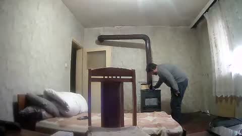 Snapshot of stefan90pt chatting on January 22, 7:25 am Stefan online show from January 22, 7:25 am