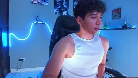 Stefann Salvatore online show from February 5, 1:20 am