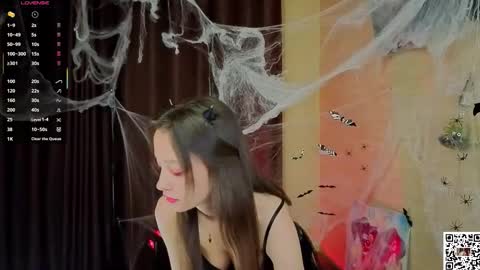 Becky steff online show from October 31, 8:20 pm