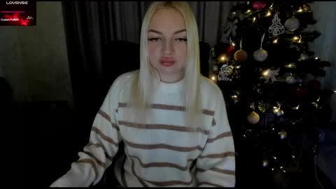 Stella  Cox online show from January 9, 8:20 am