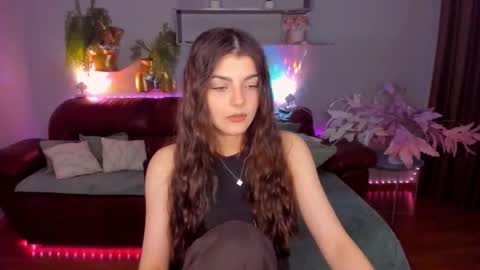 StellaRainbow online show from April 29, 3:39 pm
