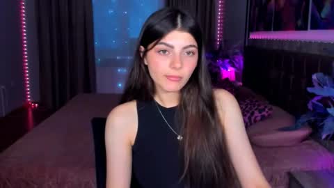 StellaRainbow online show from July 3, 3:28 pm