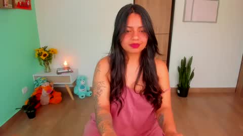 sara  instagram sariishalove online show from September 19, 2:32 pm